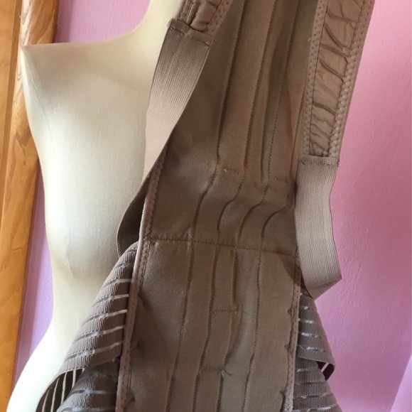 FLA Orthopedics By Soft Form Posture Control Brace Beige XX-Large Latex Free - Picture 8 of 11